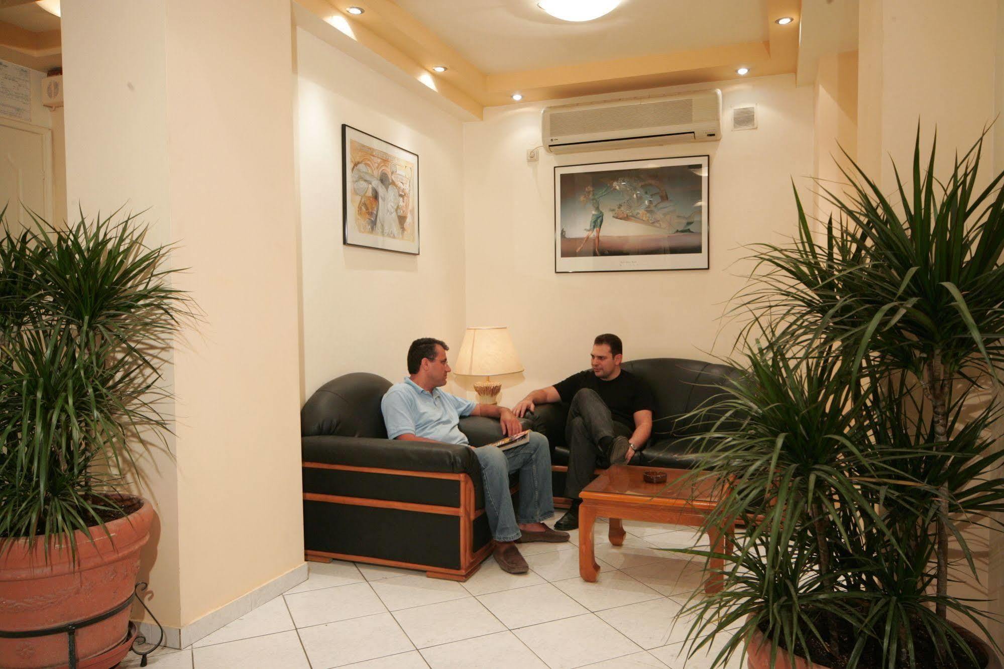 Alma Hotel Athena Bagian luar foto
